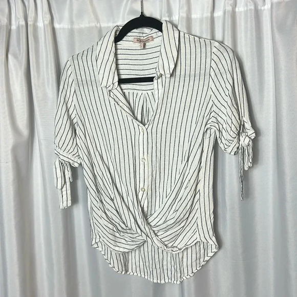 BCBGeneration Stripped Blouse Size S Highlow - Picture 1 of 7